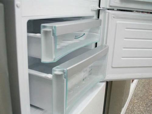 惠州库博士冰箱维修多少钱-冰箱臭味特别大怎么办？冰箱发臭怎么处理  第3张