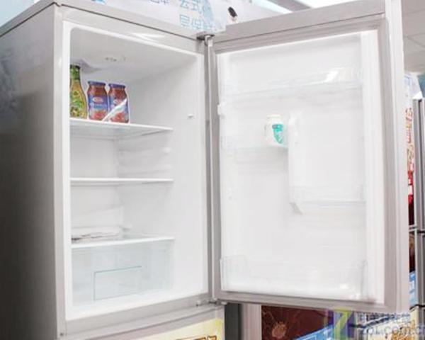 浅谈冰箱维修的几种常见问题
