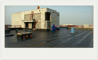 屋顶防水补漏方案全过程-看完后你也会了_楼顶最好的防水材料-平房漏水专用胶