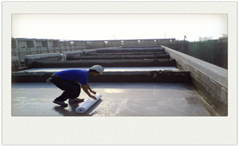 房顶漏水防水补漏材料价格-屋顶防水处理方法_卫生间防水价格多少钱一平方-怎么算的