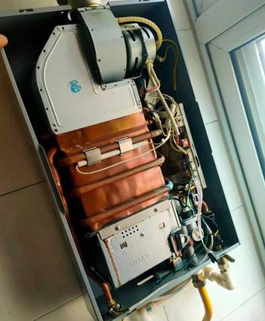 解析電熱水器-直熱式電熱水器如何