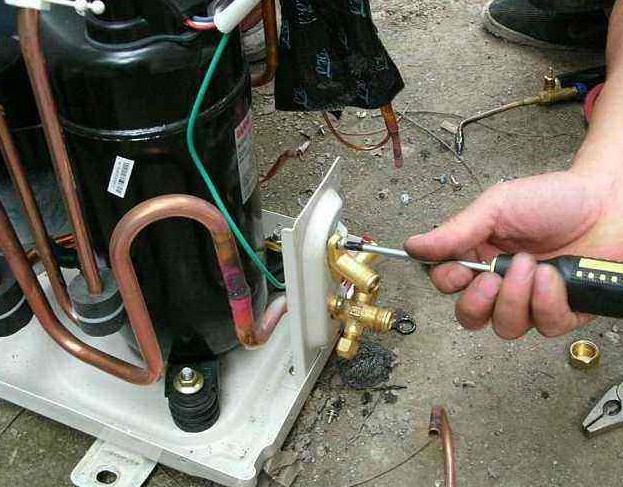 解析電熱水器-阿里斯頓電熱水器