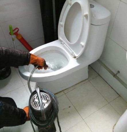 宜春袁州区管道疏通清洗下水道 轻松疏通马桶的五个小技巧